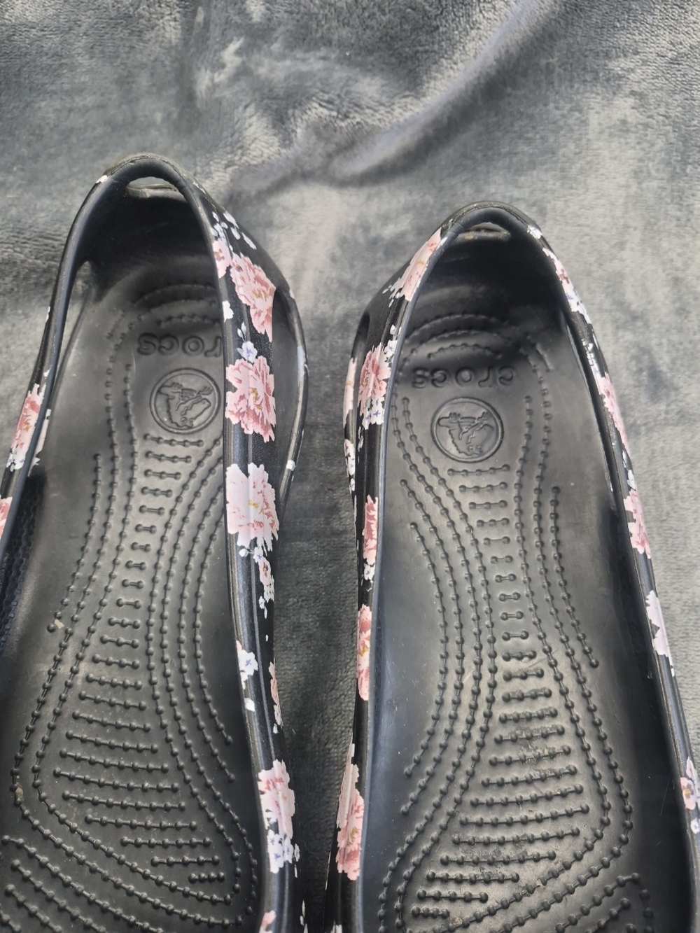 Crocs Kadee Shoes Womens Size 10 Black Floral Print Slip On Laura Ballerina Flat - Picture 3 of 11
